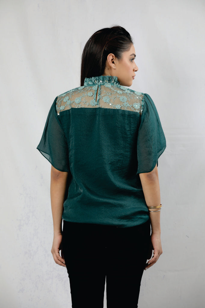 EMBROIDERED NET FRILL NECK WITH FULL BODY CHIFFON HEM KNOT TOP WITH SLEEVES DETAILING TILL WAIST CUT AND SEW.