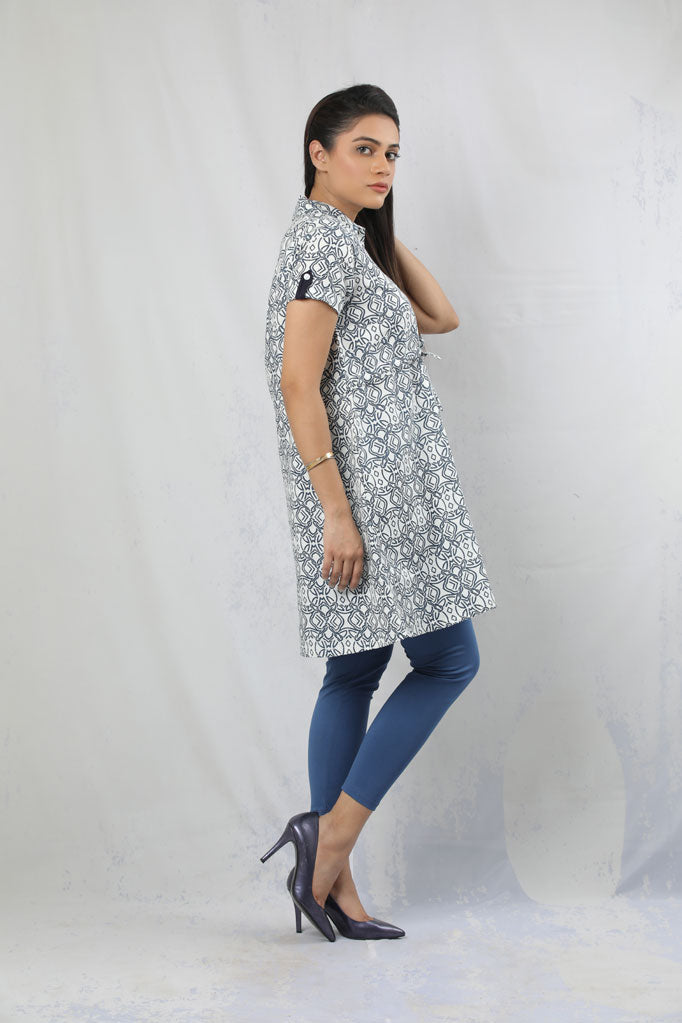 PRINTED COTTON BUTTON DOWN HALF SLEEVE TOP